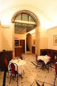 Varsavia Hotell